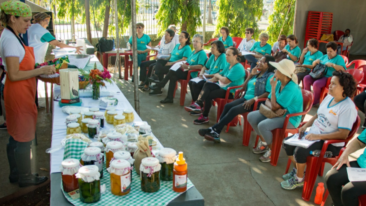 Parque Fernando Costa recebe curso de quitandas rurais