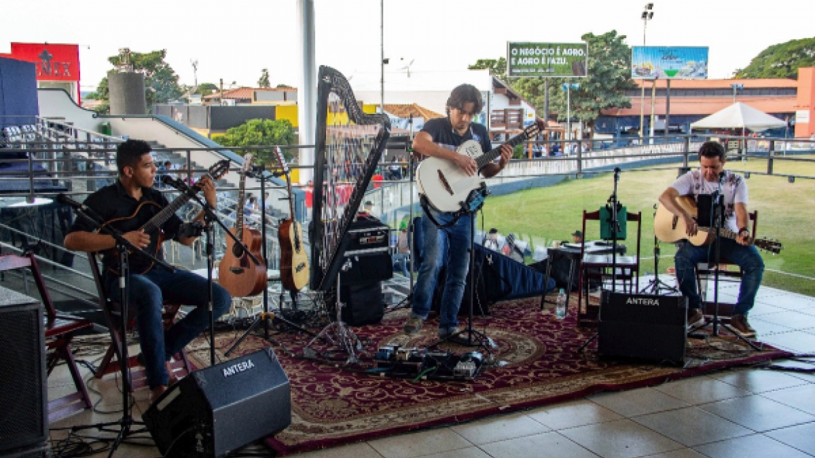 ExpoZebu 2018: apresentação de grupo do Mato Grosso do Sul marca encerramento dos julgamentos