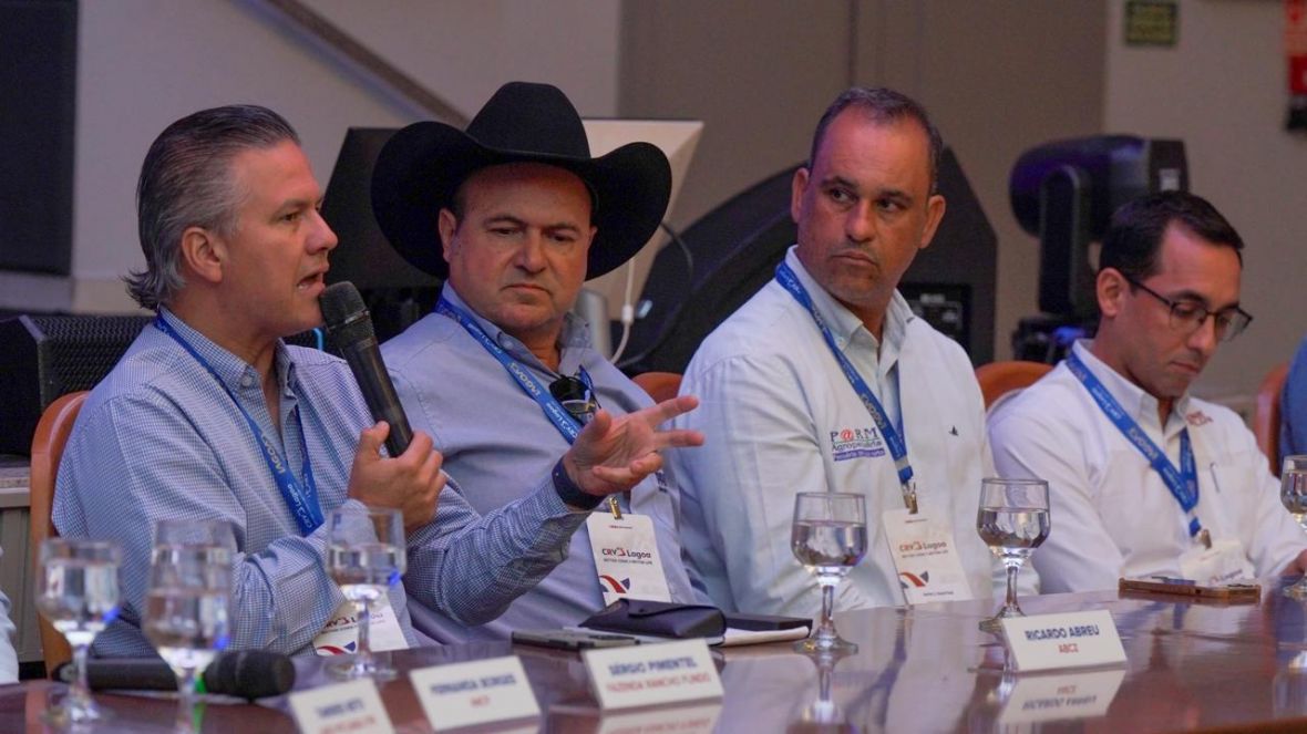 ABCZ leva conhecimento sobre melhoramento genético para a Convenção de Vendas da CRV Lagoa