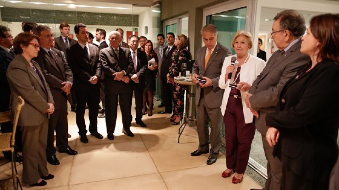 ABCZ participa de homenagem a parlamentares na CNA