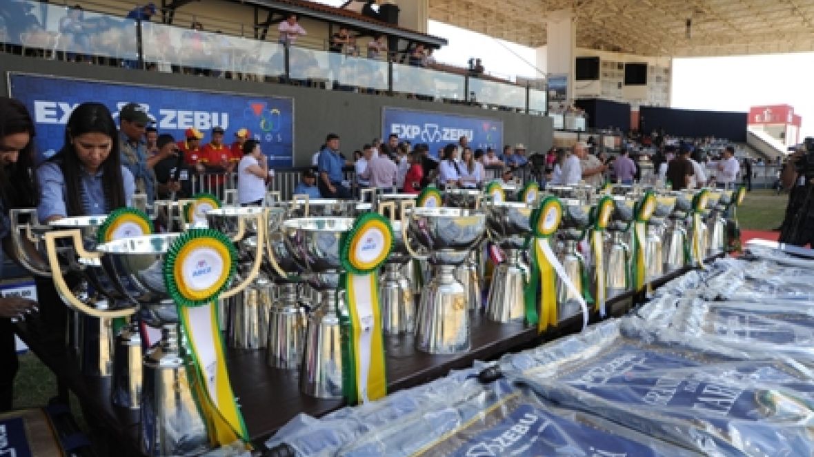 ABCZ comemora o sucesso da ExpoZebu 80 Anos