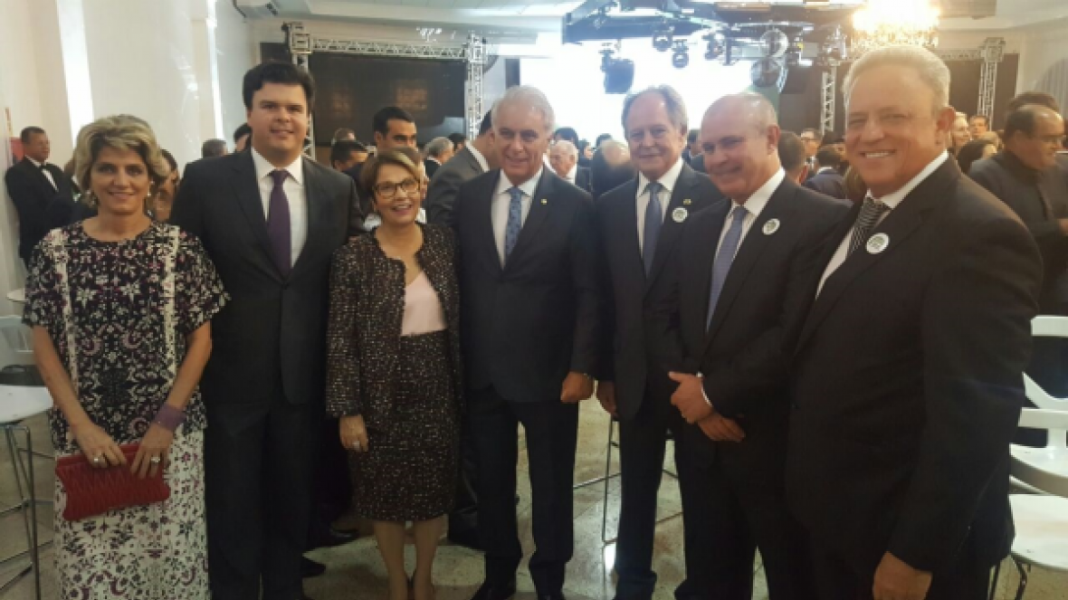 Presidente da ABCZ participa de posse da nova presidente da Frente Parlamentar da Agropecuária