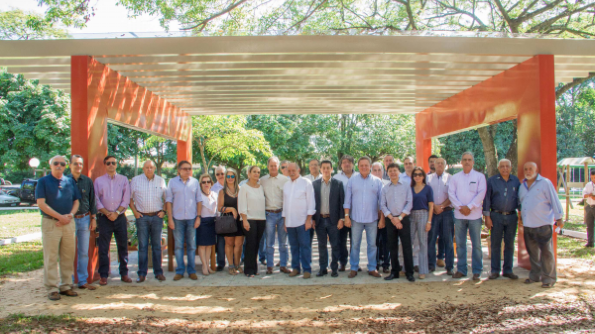 ABCZ homenageia Demilton Dib com obra no Parque Fernando Costa