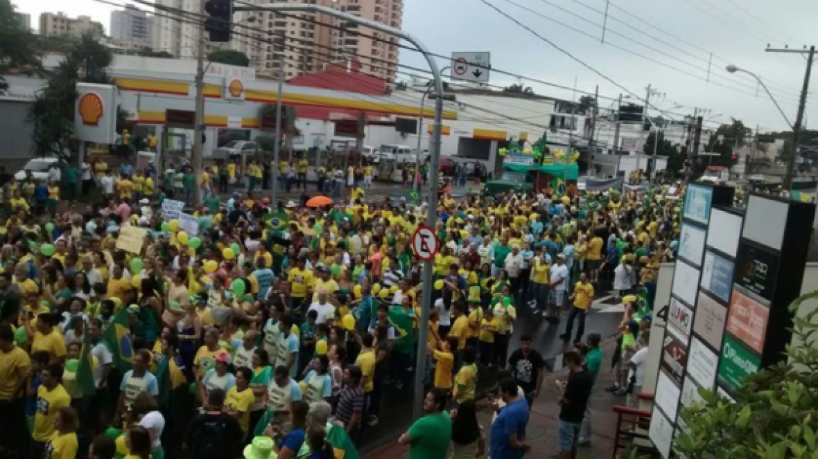 Diretores e associados da ABCZ apoiam movimento contra a corrupção Acorda Uberaba
