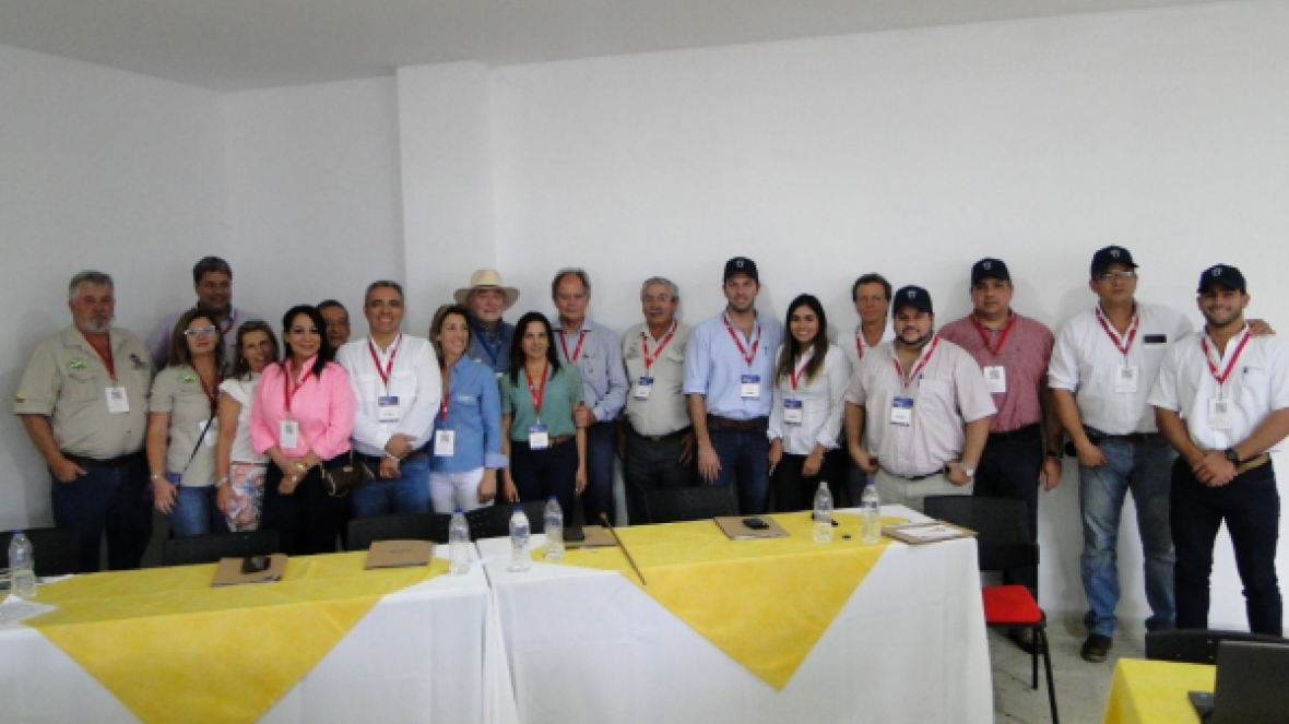 Arnaldo Manuel preside primeira reunião extraordinária a frente da Ficebu