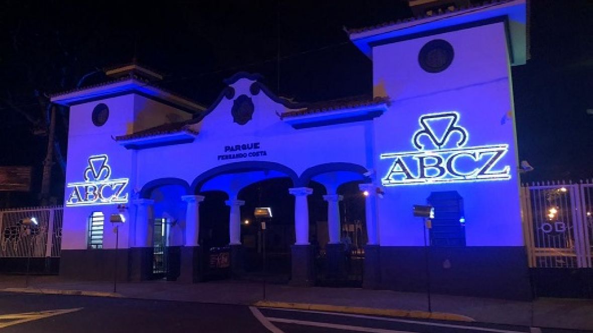 Novembro Azul iluminará o Parque Fernando Costa em apoio à prevenção ao câncer de próstata