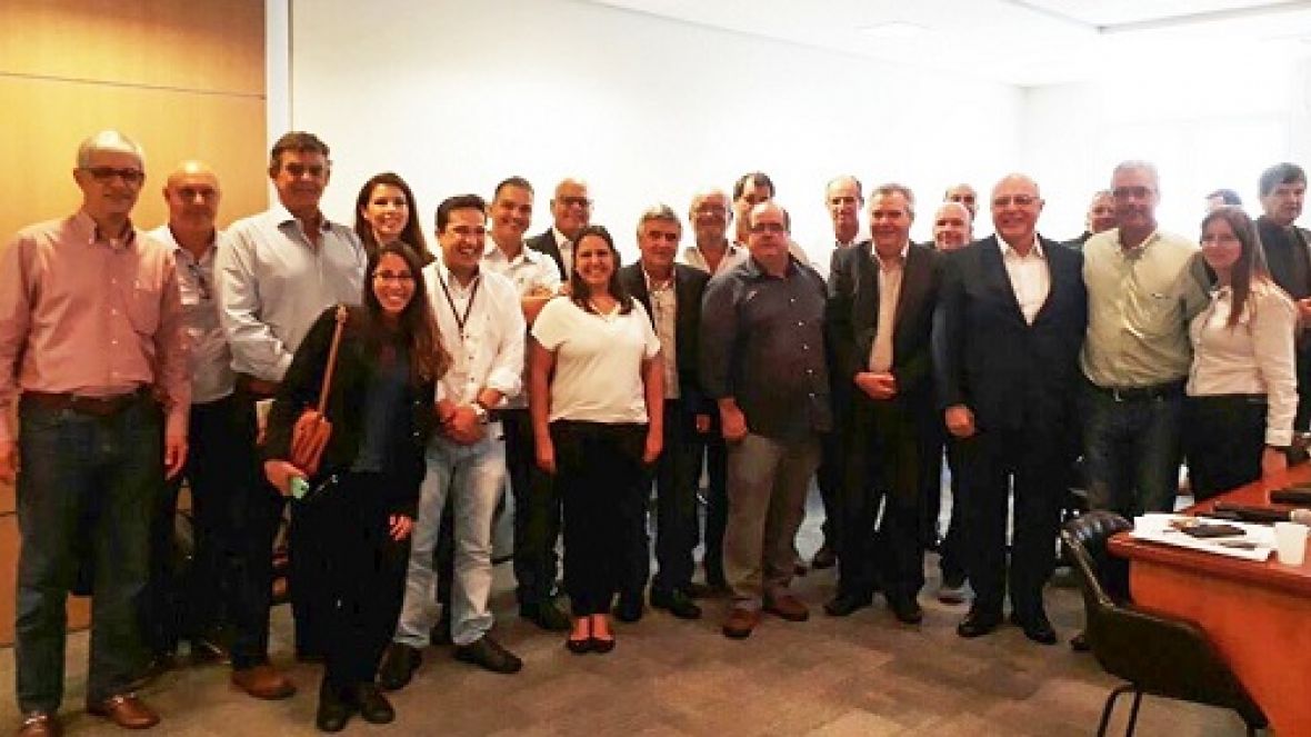 Diretor da ABCZ participa de reunião do 'Plano Mais Leite, Mais Renda'