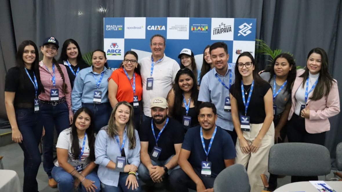Fazu marca presença na abertura do 2º COMCEBU