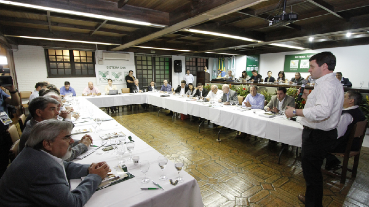 Promoção internacional da pecuária é um dos temas de reunião na CNA 