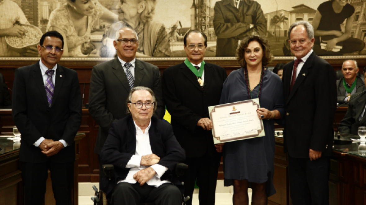 Vice-presidente da ABCZ recebe Comenda Mário de Almeida Franco