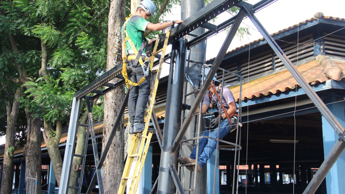 Preparativos para a ExpoZebu 2023 já movimentam Parque Fernando Costa