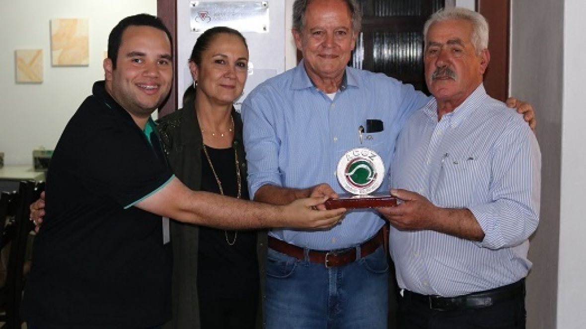 Presidente da ABCZ recebe homenagem na Expointer