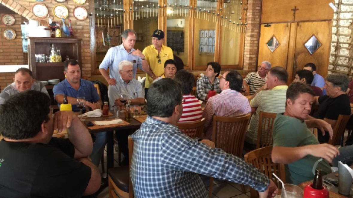 ABCZ na estrada. Presidente Arnaldo com criadores do Piauí e do Maranhão 