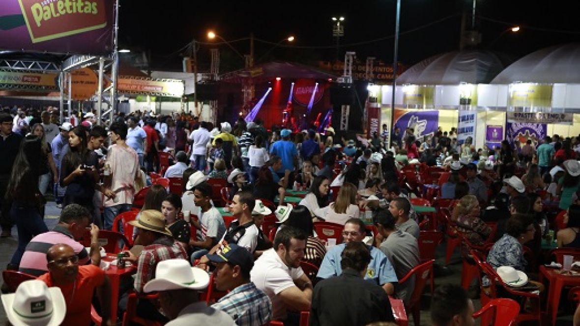 Vila Universitária agita a ExpoZebu