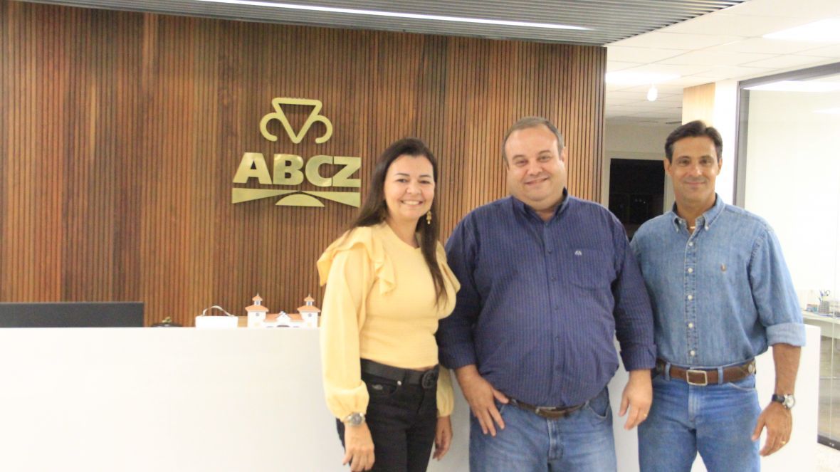 Promotores da Norte Show visitam ABCZ