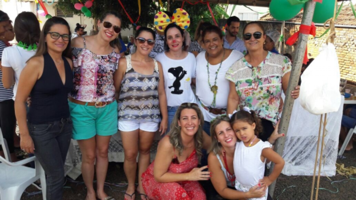 Funcionários da ABCZ promovem ação social em asilo de Uberaba