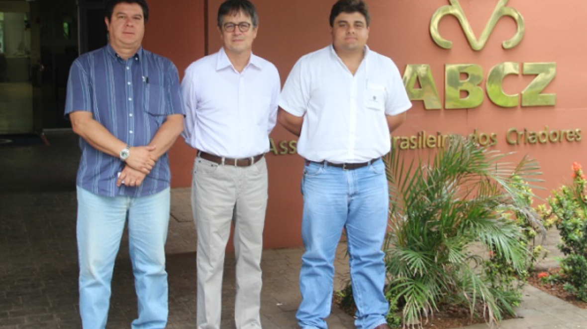 Coopercitrus montará ?shopping? de produtos na ExpoZebu Dinâmica 2015