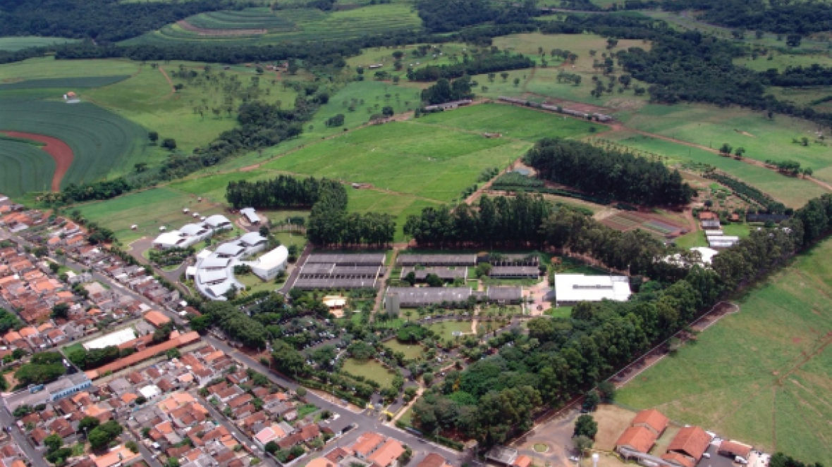 FAZU recebe homenagem na Câmara dos Deputados	