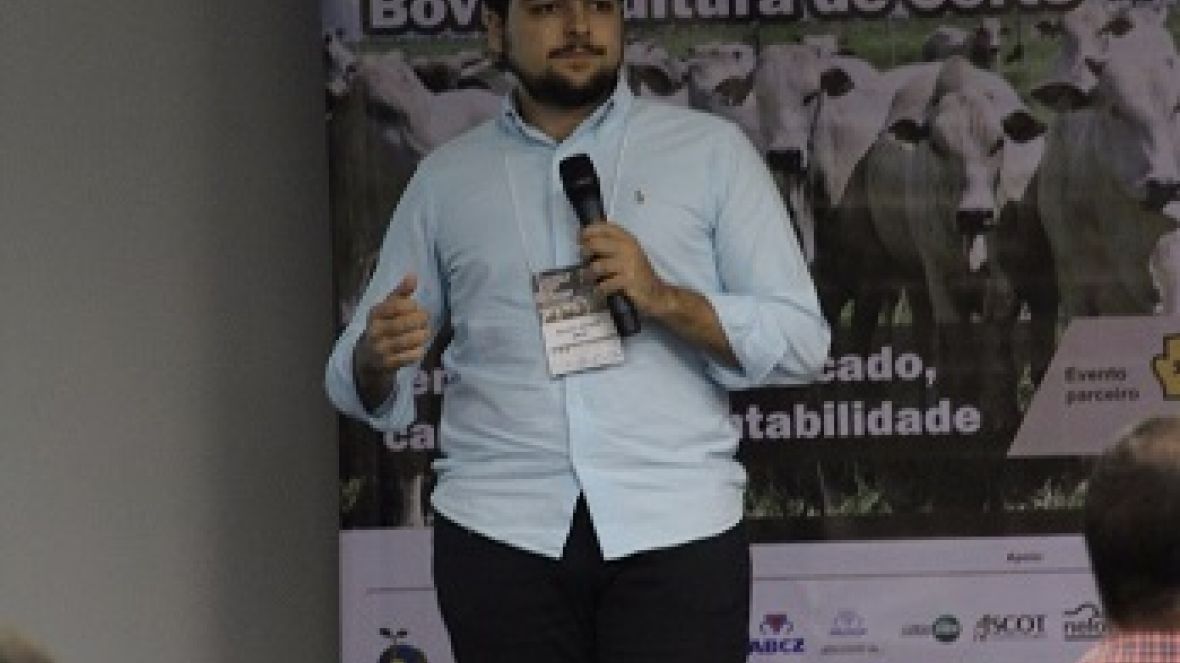 ABCZ Jovem participa de Encontro de Bovinocultura de Corte