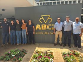 Apoiadora do ensino e da pesquisa científica, ABCZ recebe comitiva de professores e pós-graduandas da UFV