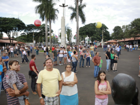 Grande público marca presença no 1º dia de ExpoZebu