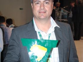 Presidente da ABCZ é homenageado na Interconf 2015