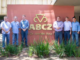 Presidente da Emater-MG visita ABCZ