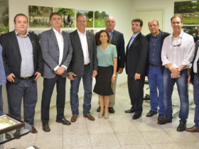 Deputado Jair Bolsonaro visita sede da ABCZ