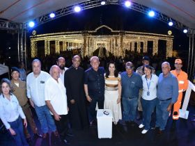 Abertura do 'Natal no Parque' atrai grande público ao Parque Fernando Costa
