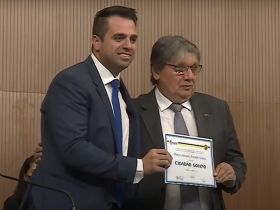 Diretor da ABCZ é homenageado na assembleia legislativa de Goiás