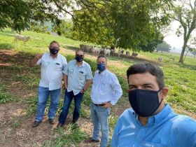 Gerente de fomento e supervisor do PMGZ visitam fazendas e apresentam detalhes do PMGZ em MT