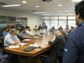 Carne de Zebu: diretrizes do programa são debatidas com criadores