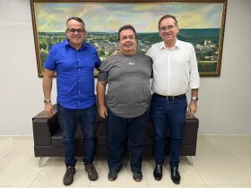 ABCZ e Girolando solicitam construção de mais dois pavilhões para animais da Expocrato, no Ceará