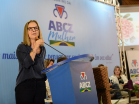 ABCZ comemora eleição de Teka Vendramini como presidente da SRB