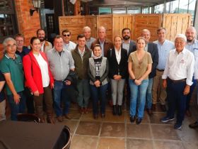 Frente das Associações de Bovinos do Brasil discute livre comércio e melhoramento genético em Esteio (RS)