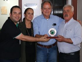 Presidente da ABCZ recebe homenagem na Expointer