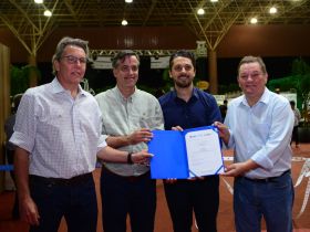 ABCZ e Emater assinam termo de cooperação técnica durante abertura da Feira de Gastronomia