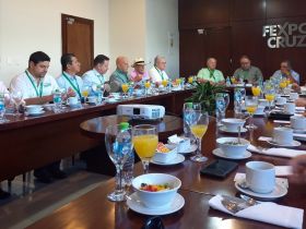 Rivaldo Júnior participa de reunião da Ficebu durante Expocruz 2022