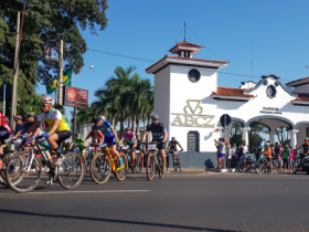 Primeira etapa do Trilhas do Agro ? Caminhos do Cerrado reuniu mais de 250 ciclistas na ABCZ