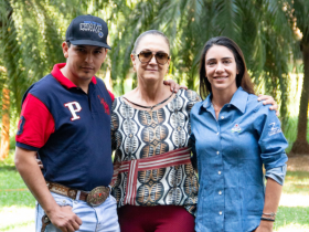 Zebu do Bem e Equishow fazem doações à Associação Mineira de Equoterapia