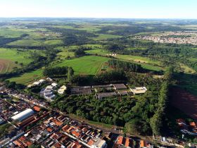 Cursos da Fazu recebem 4 estrelas no Guia da Faculdade do Estadão