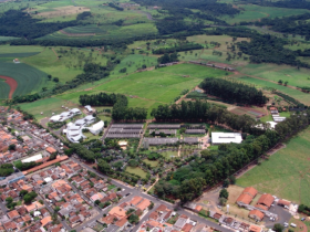 FAZU recebe homenagem na Câmara dos Deputados	