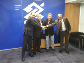 Banco do Brasil e ABCZ assinam contrato para construção de agência especializada no PFC